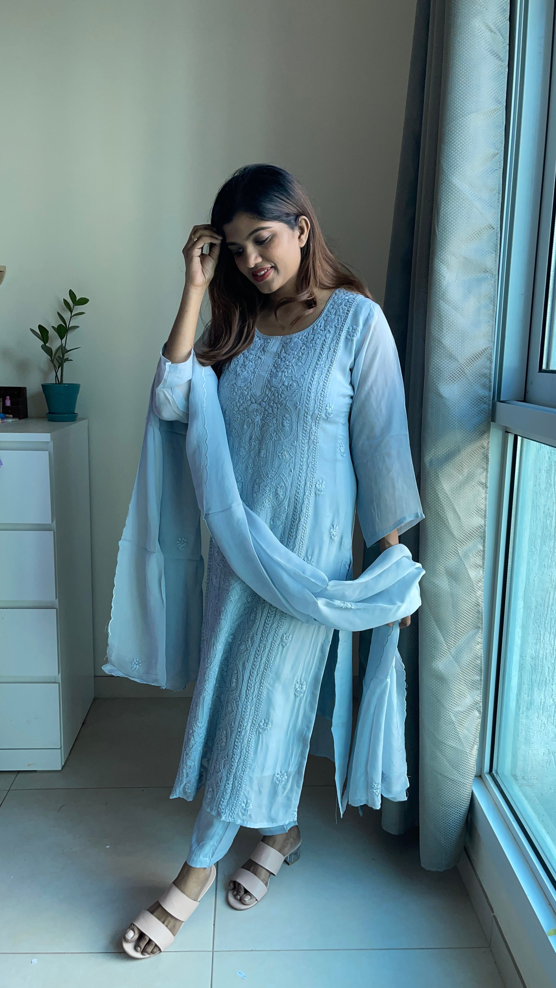 Chikankari organza suit set